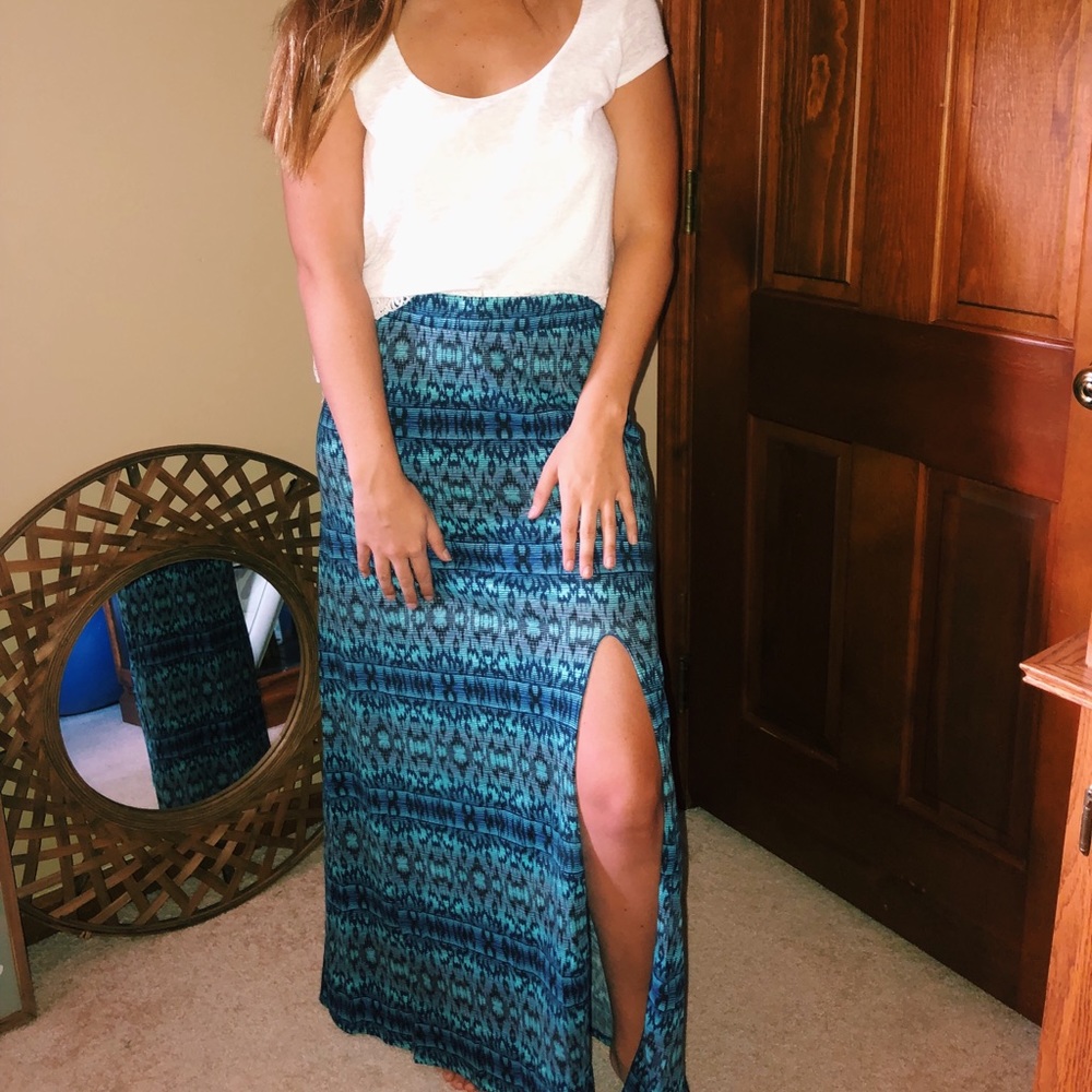 Maxi skirt